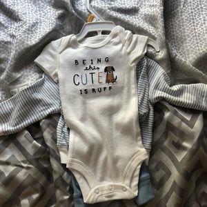 Carter’s nb 3 piece outfit